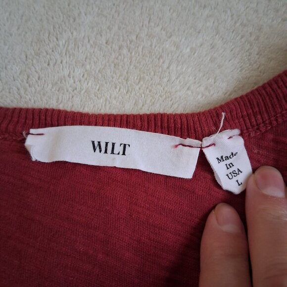 Wilt Women's Large Brick Red Long Sleeve V Neck Shirt - Picture 6 of 10